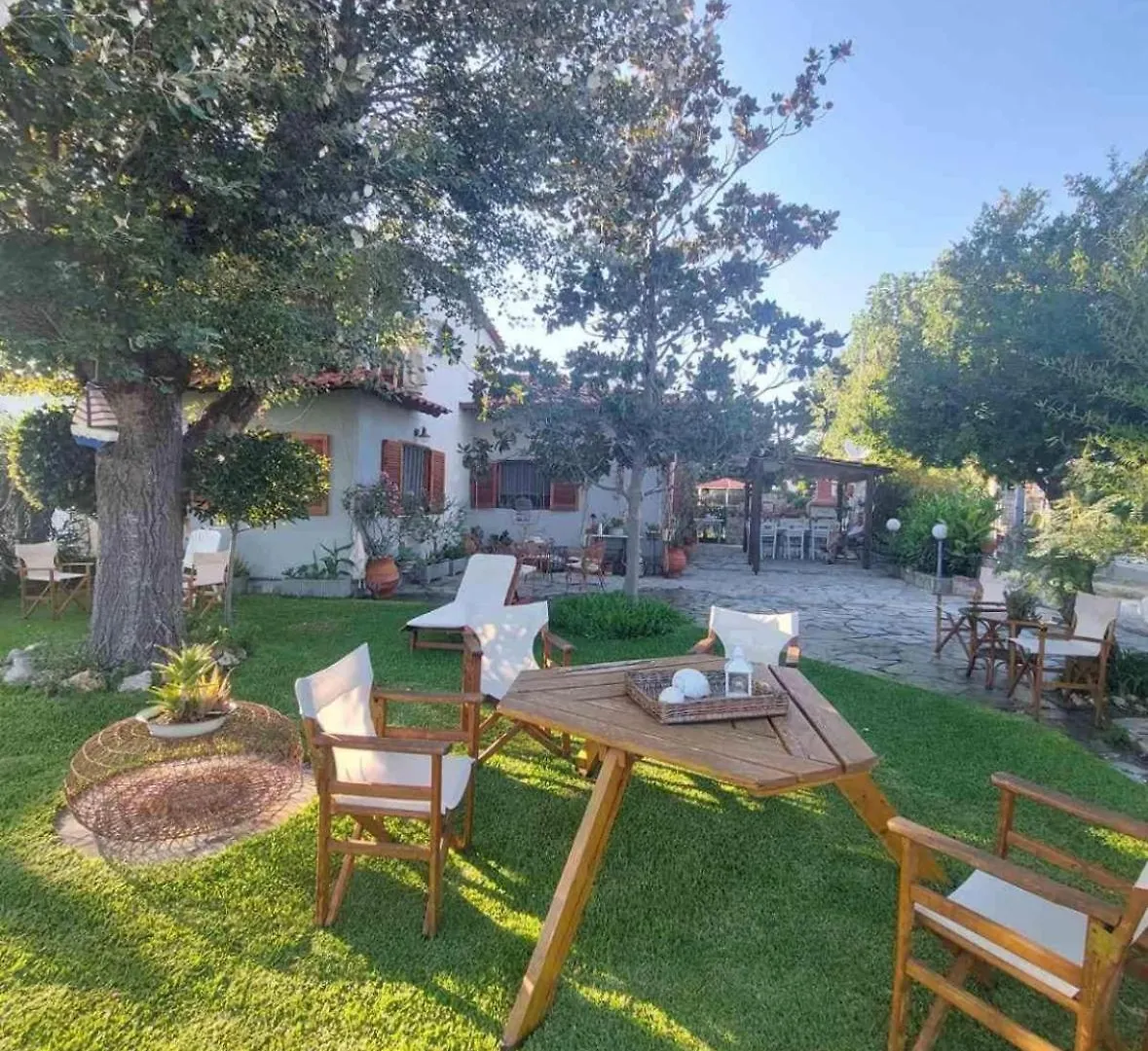 Annas Guesthouse Nea Iraklia Greece